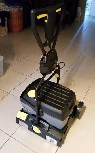 Tile And Grout Machine - Aveley