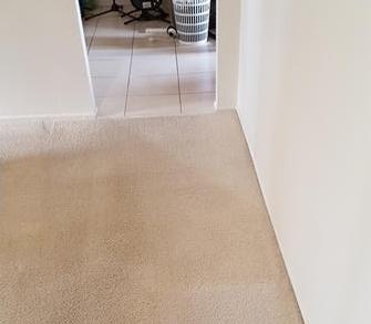 Calamvale, Brisbane - Photo of lounge room, Calamvale, Brisbane, after cleaning with the V.I.P. Home Services Carpet Cleaning Service.