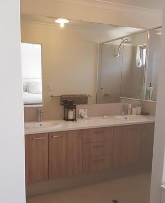 Come home to a clean Bathroom in Byford