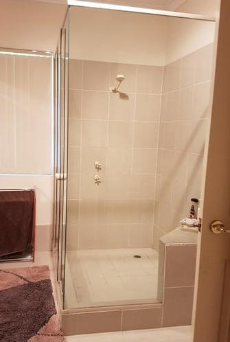 Have a sparkling shower screen in Kelmscott
