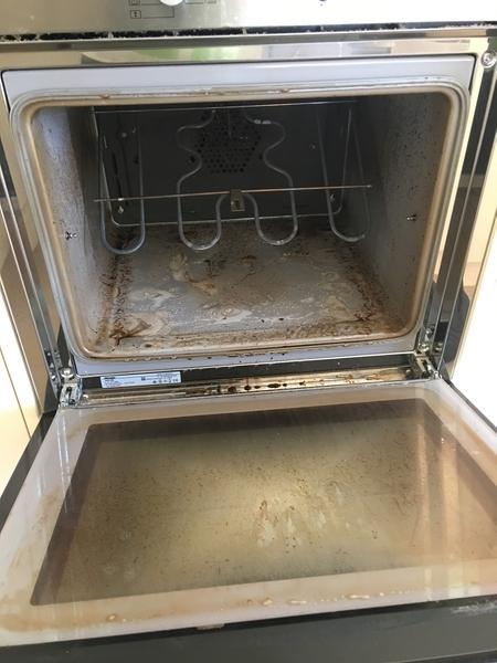 Before - Oven Clean in North Ryde - This oven is clearly needing a clean. A dirty oven can impair your cooking times and cooking efficiency. Let me do the hard work for you and get your oven back to normal.