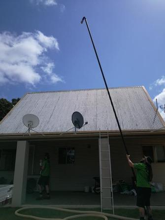 My new Gutter Vac - showing its height capabilities