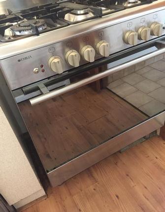 OVEN CLEANING