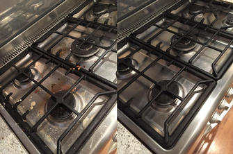 BEFORE & AFTER STOVE TOP CLEAN